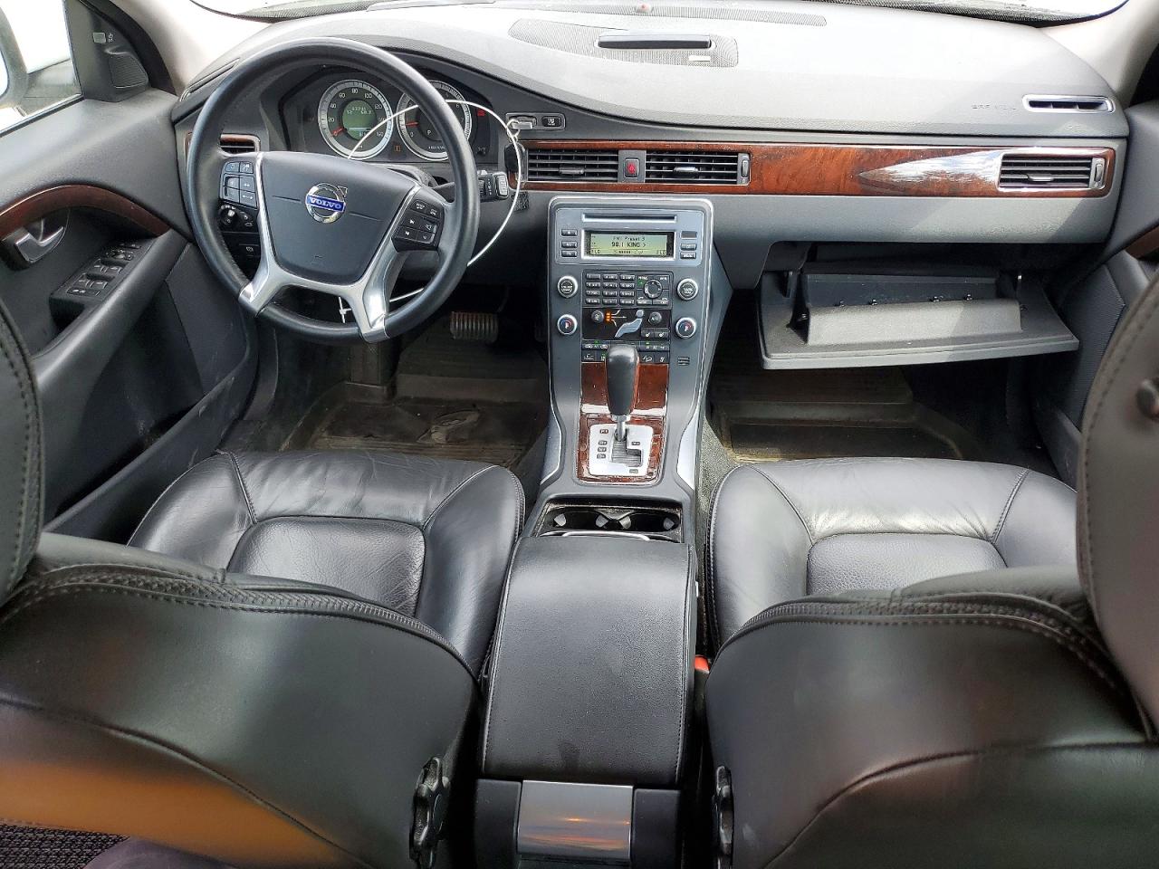 2011 VOLVO XC70
