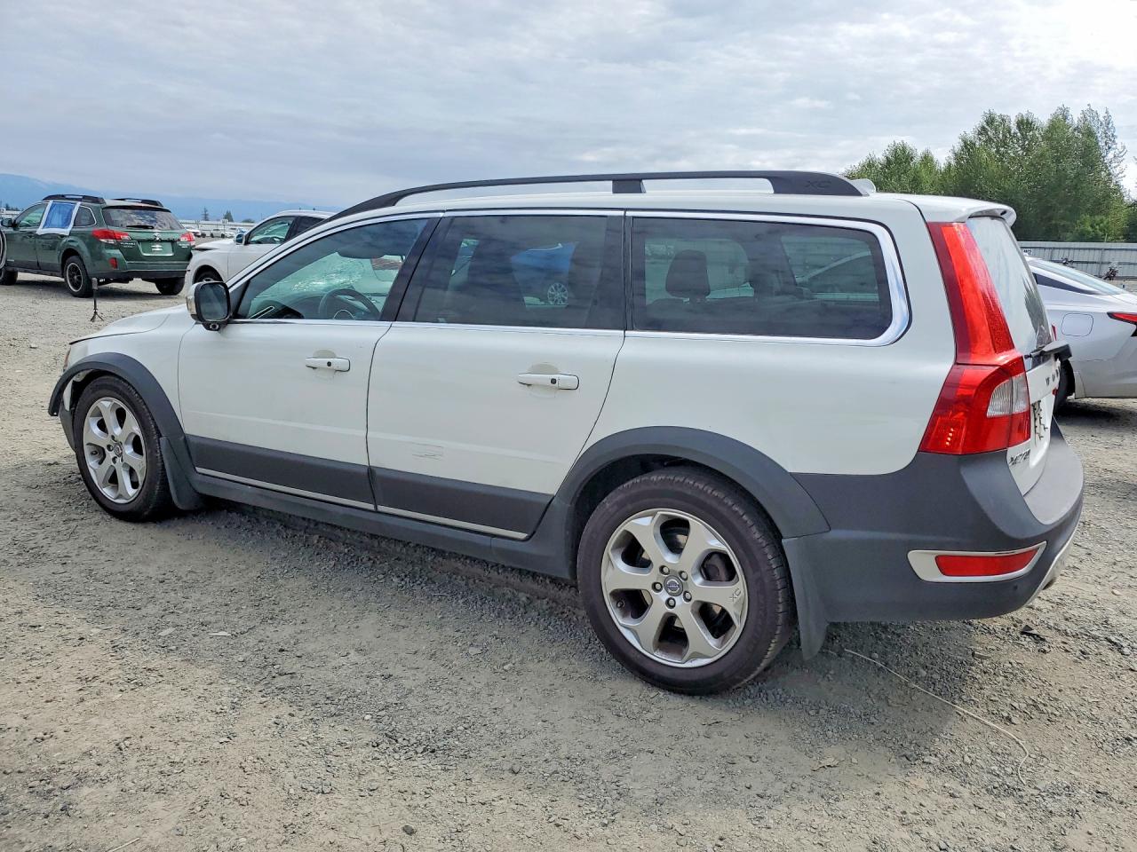 2011 VOLVO XC70