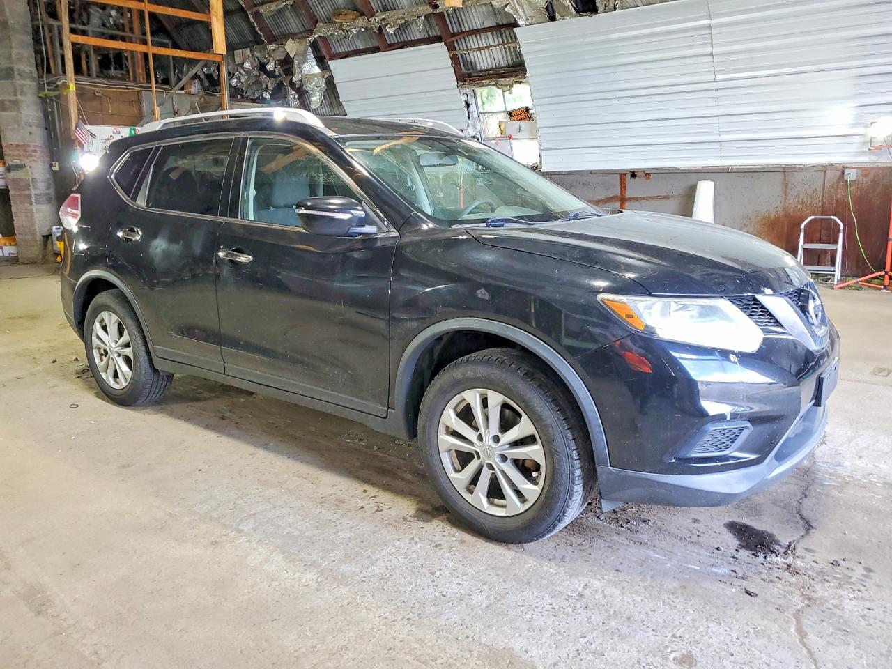 2015 NISSAN ROGUE
