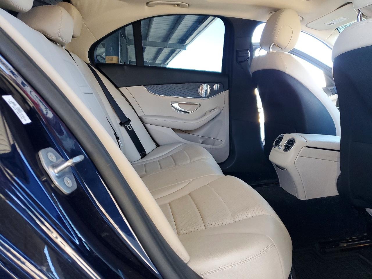 2017 MERCEDES-BENZ C-CLASS