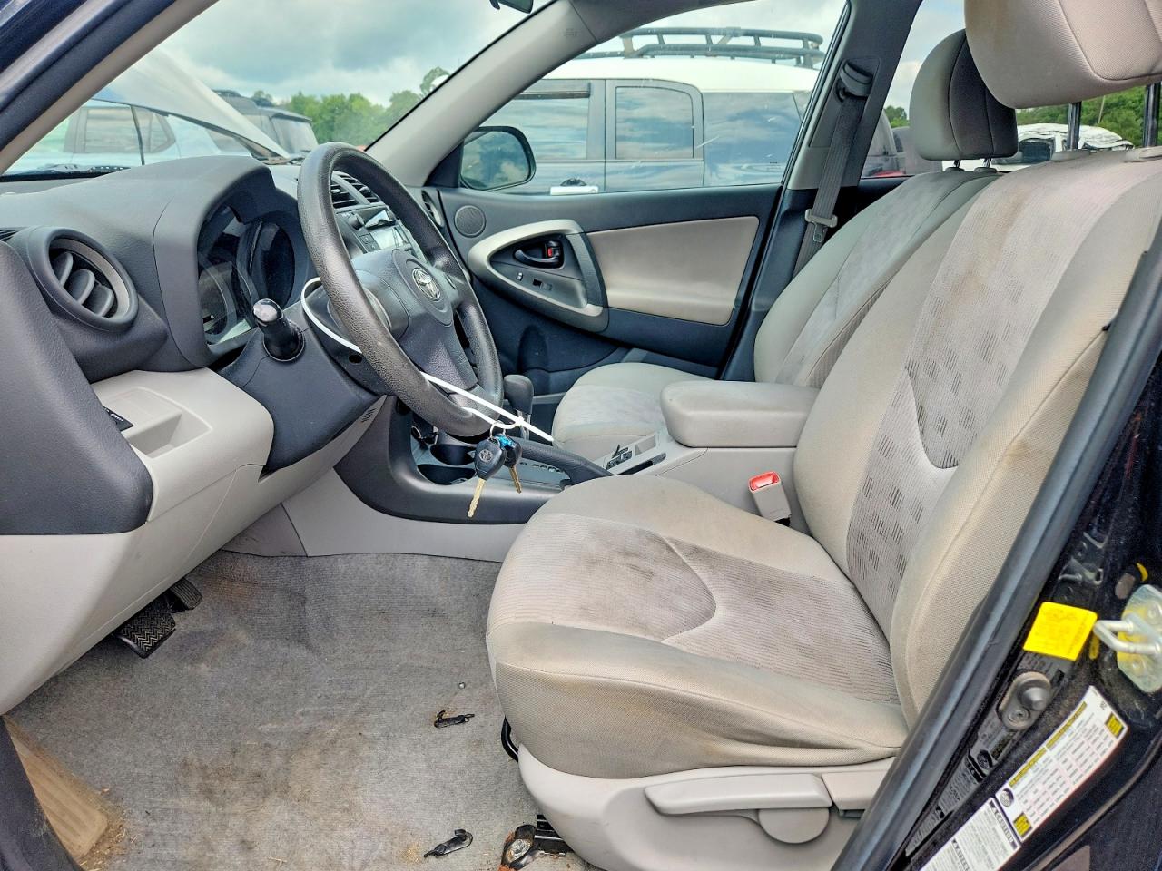 2011 TOYOTA RAV4