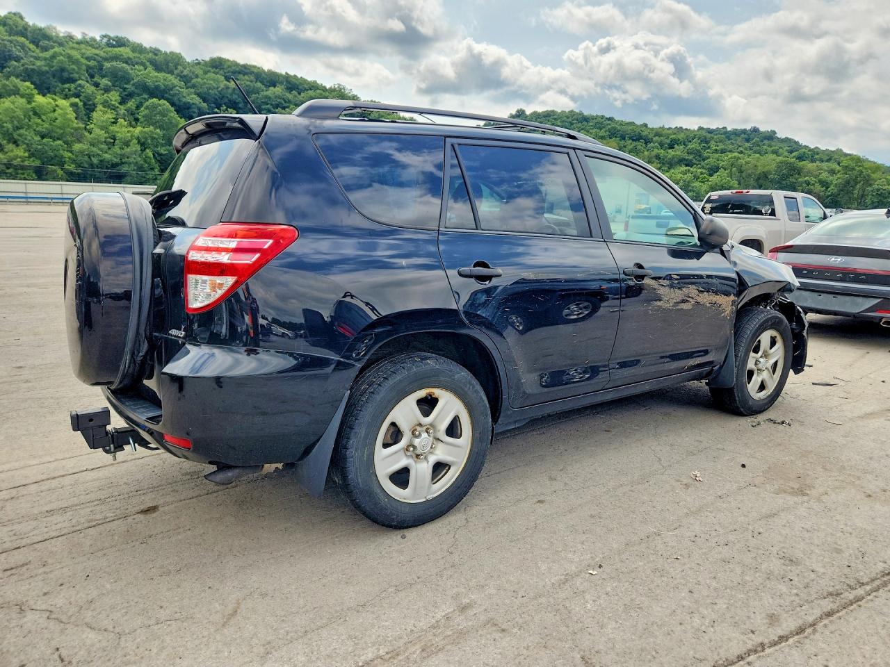 2011 TOYOTA RAV4