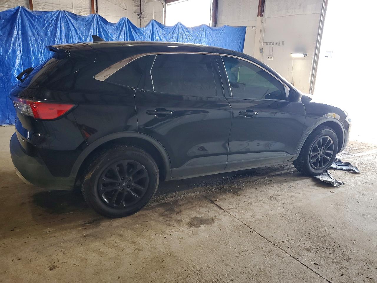 2022 FORD ESCAPE