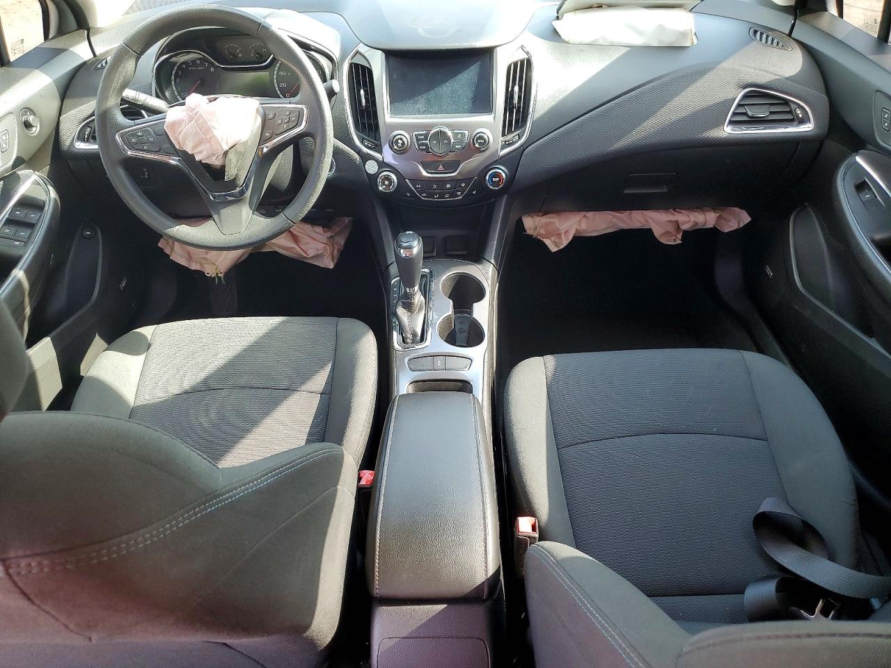 2018 CHEVROLET CRUZE