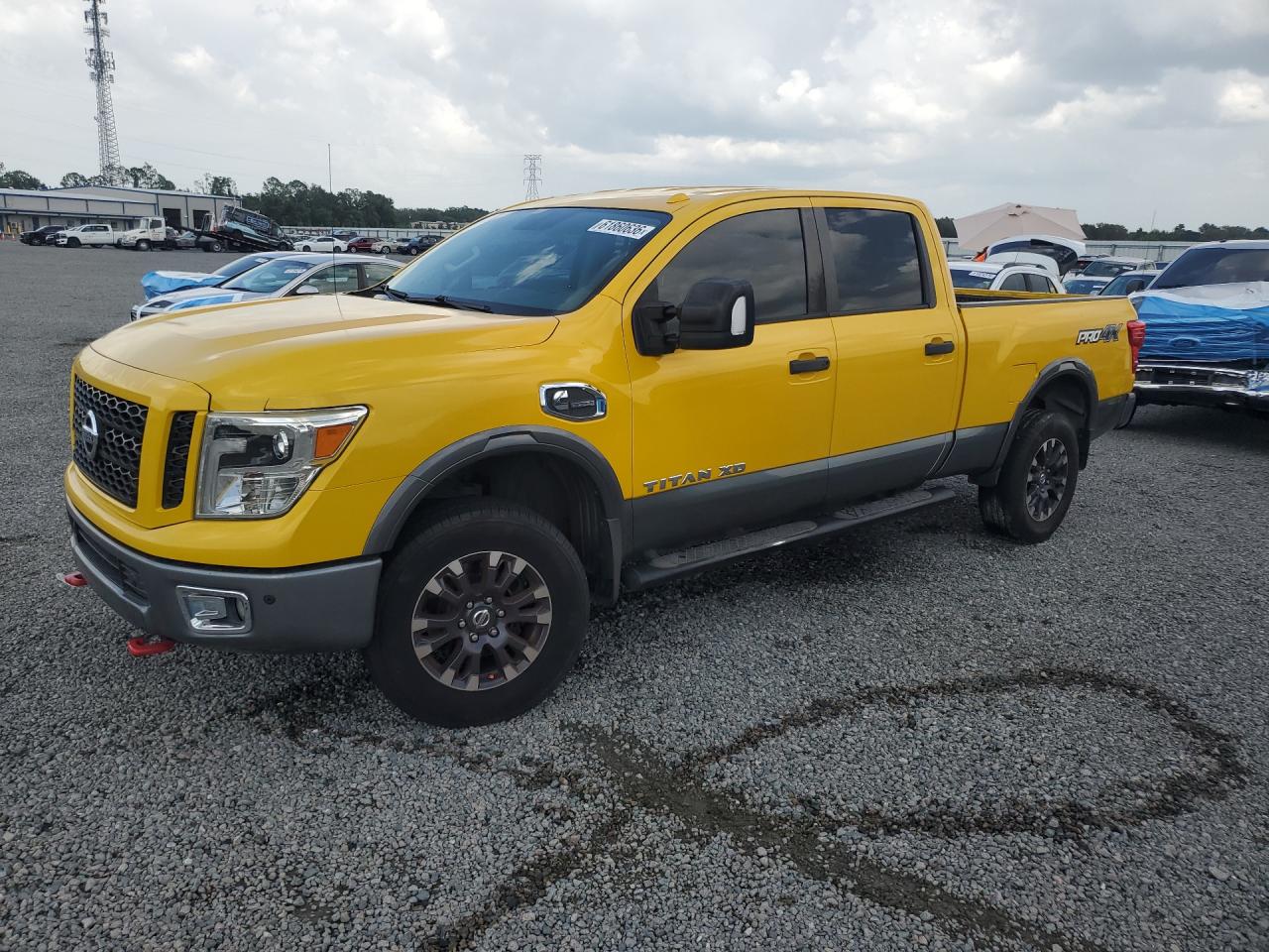 2016 NISSAN TITAN