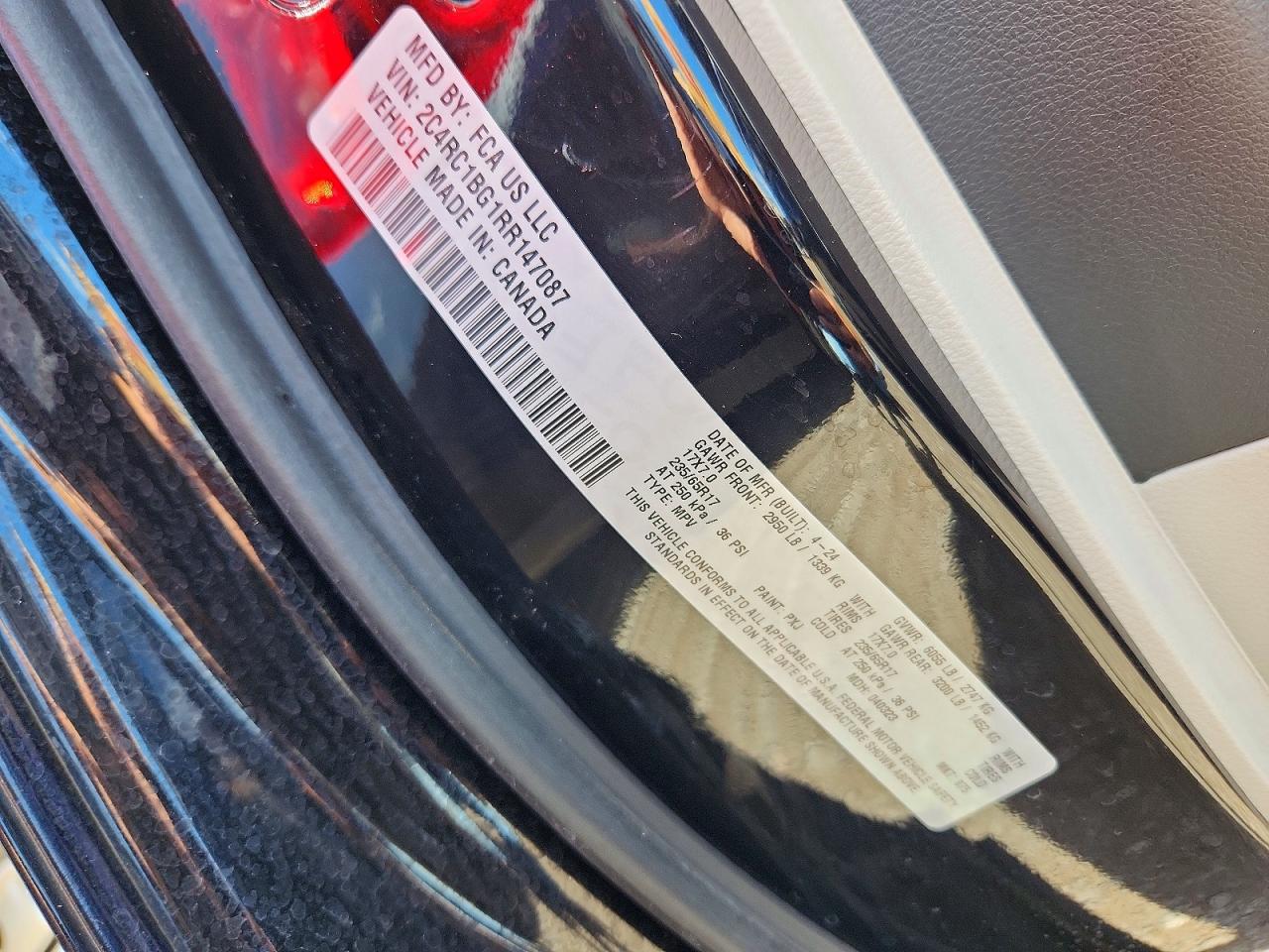 2024 CHRYSLER PACIFICA