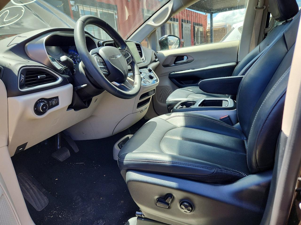 2024 CHRYSLER PACIFICA