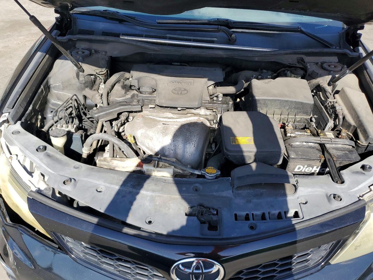 2014 TOYOTA CAMRY