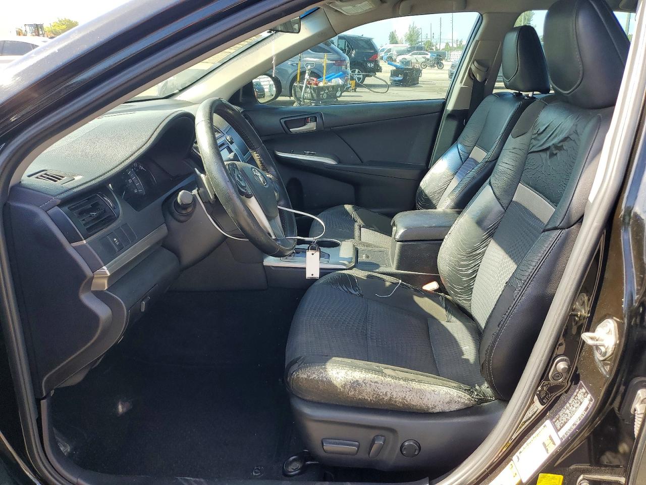 2014 TOYOTA CAMRY
