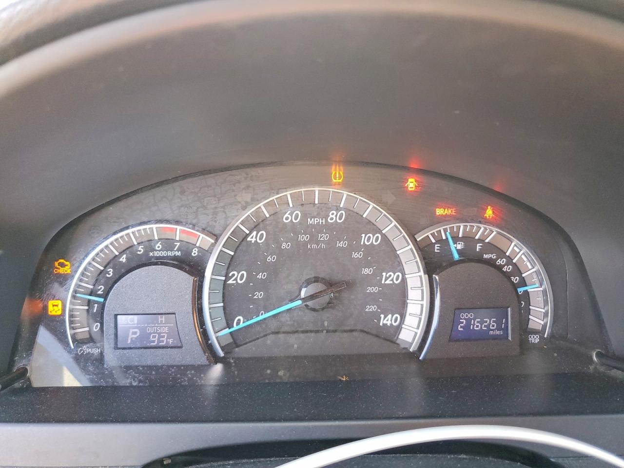 2014 TOYOTA CAMRY