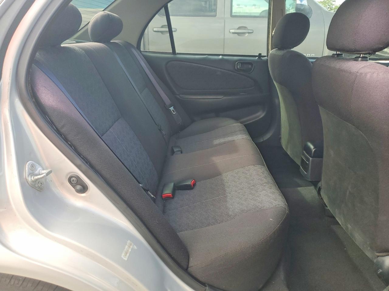 2002 TOYOTA COROLLA