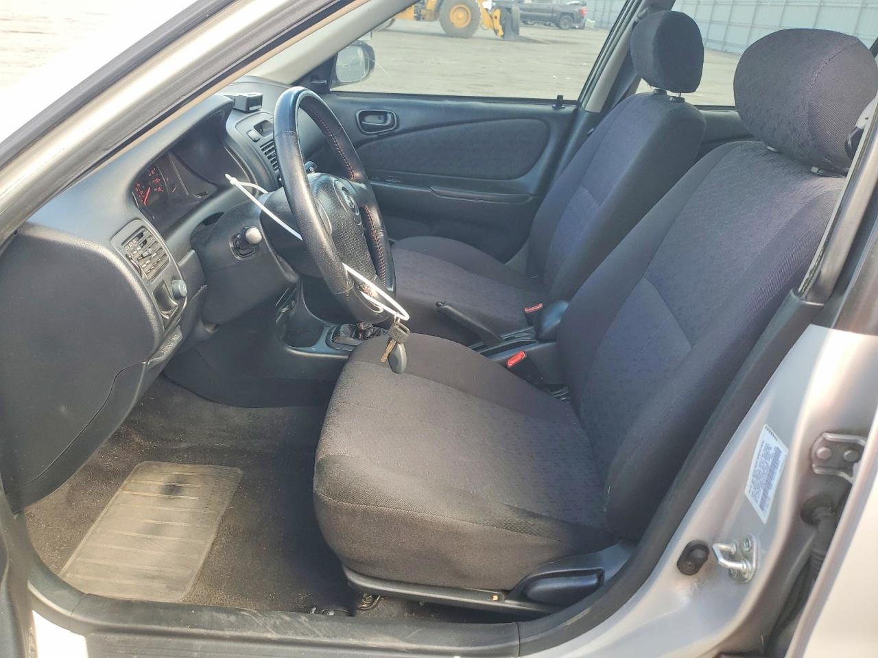 2002 TOYOTA COROLLA