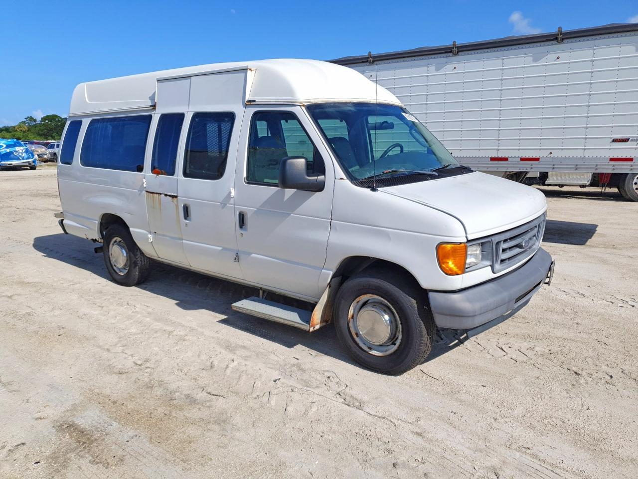 2006 FORD ECONOLINE