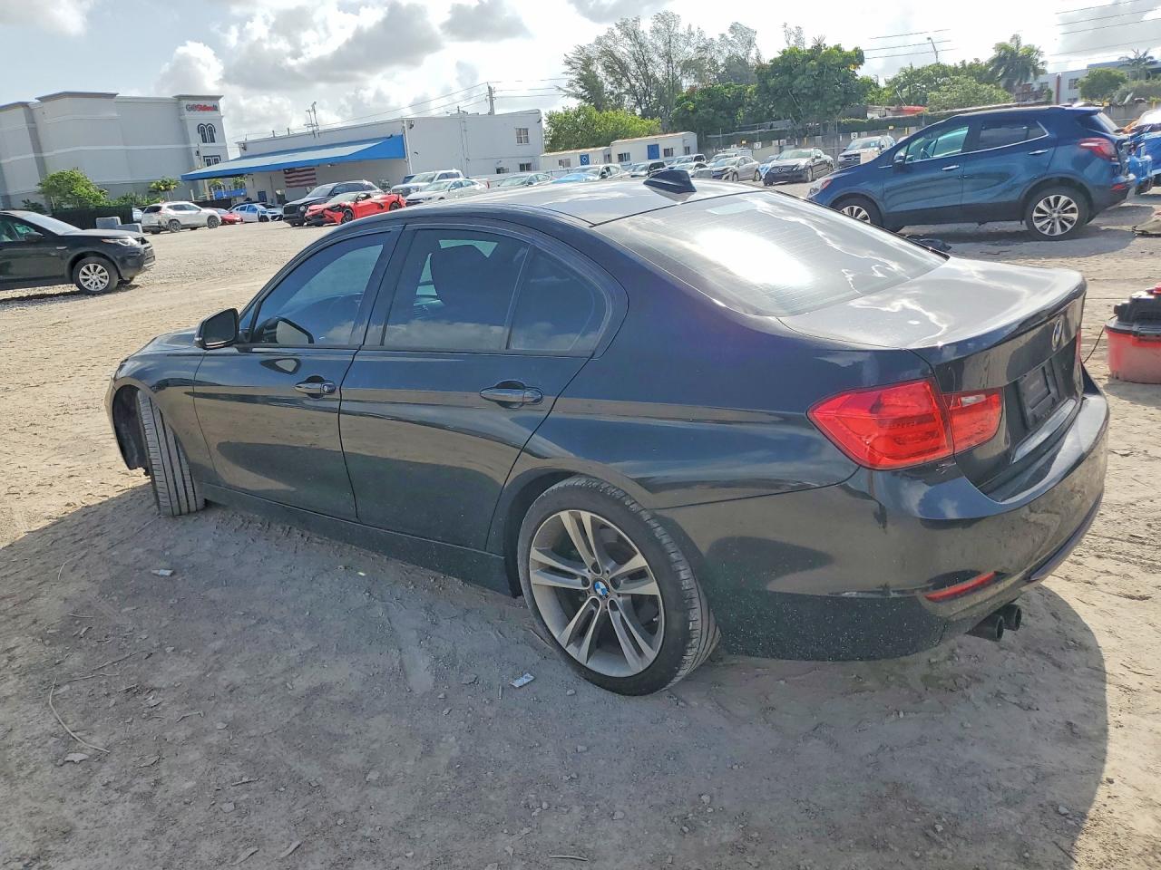 2013 BMW 3 SERIES