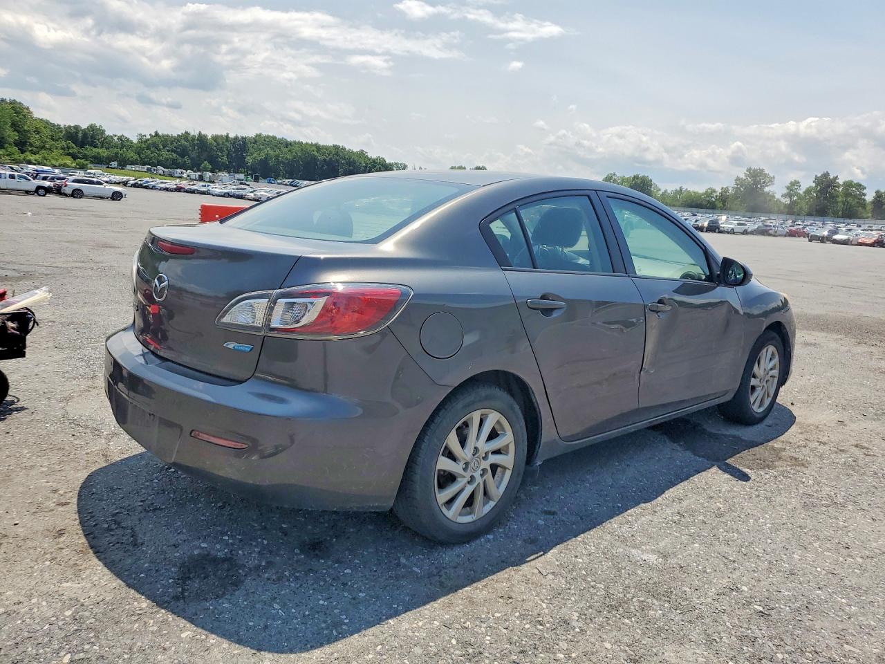 2012 MAZDA 3