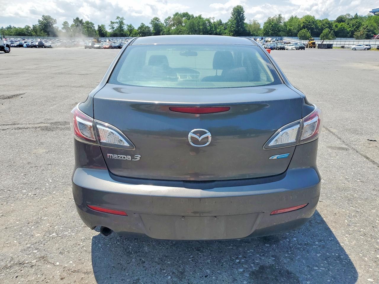 2012 MAZDA 3