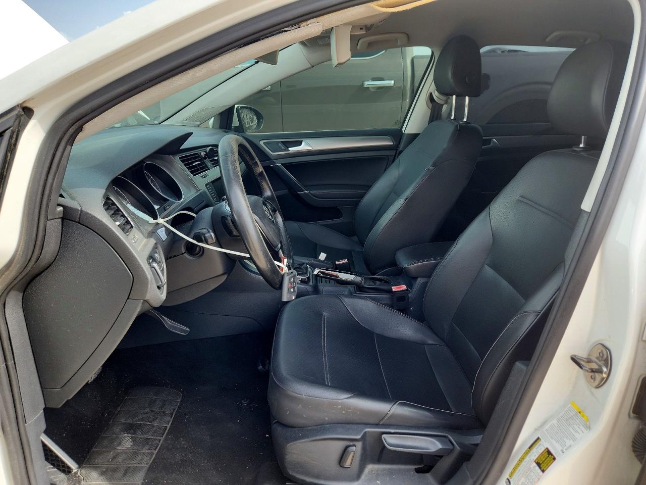 2015 VOLKSWAGEN GOLF