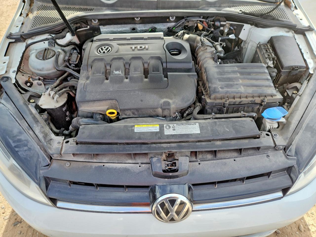2015 VOLKSWAGEN GOLF