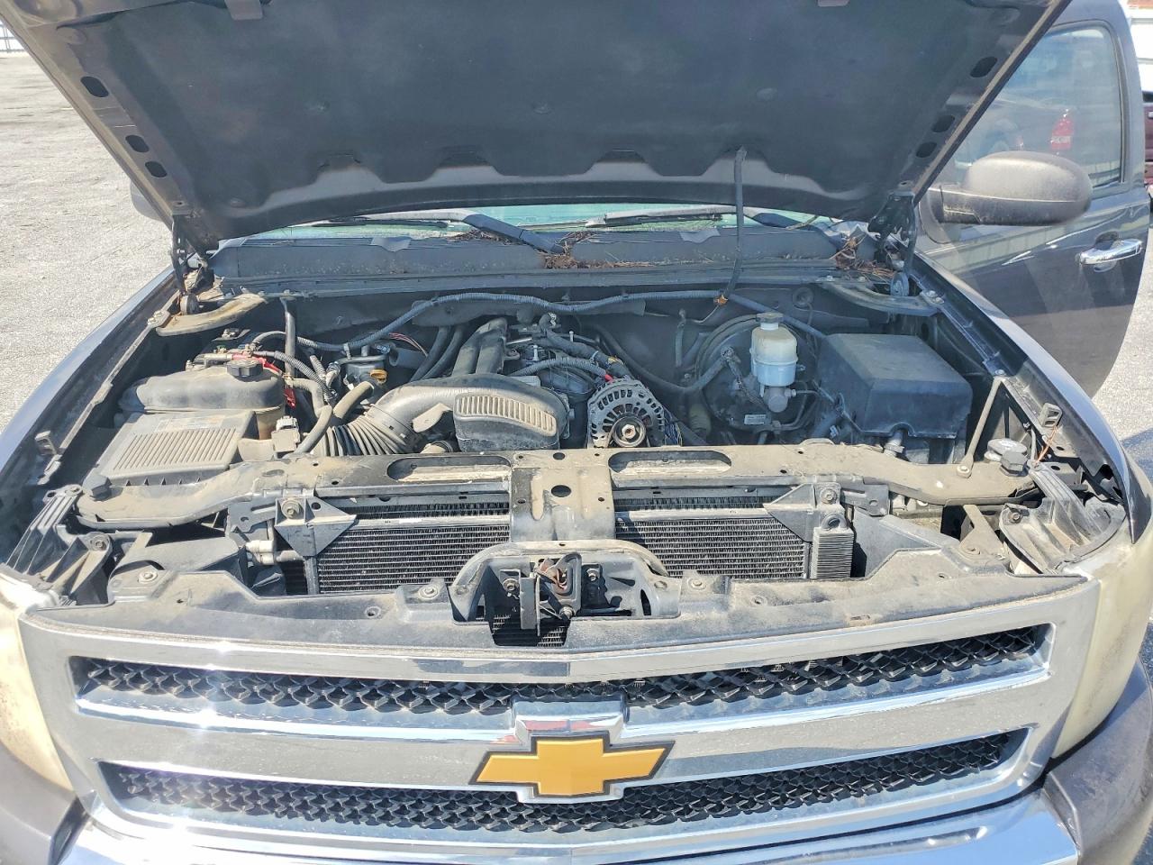 2011 CHEVROLET SILVERADO