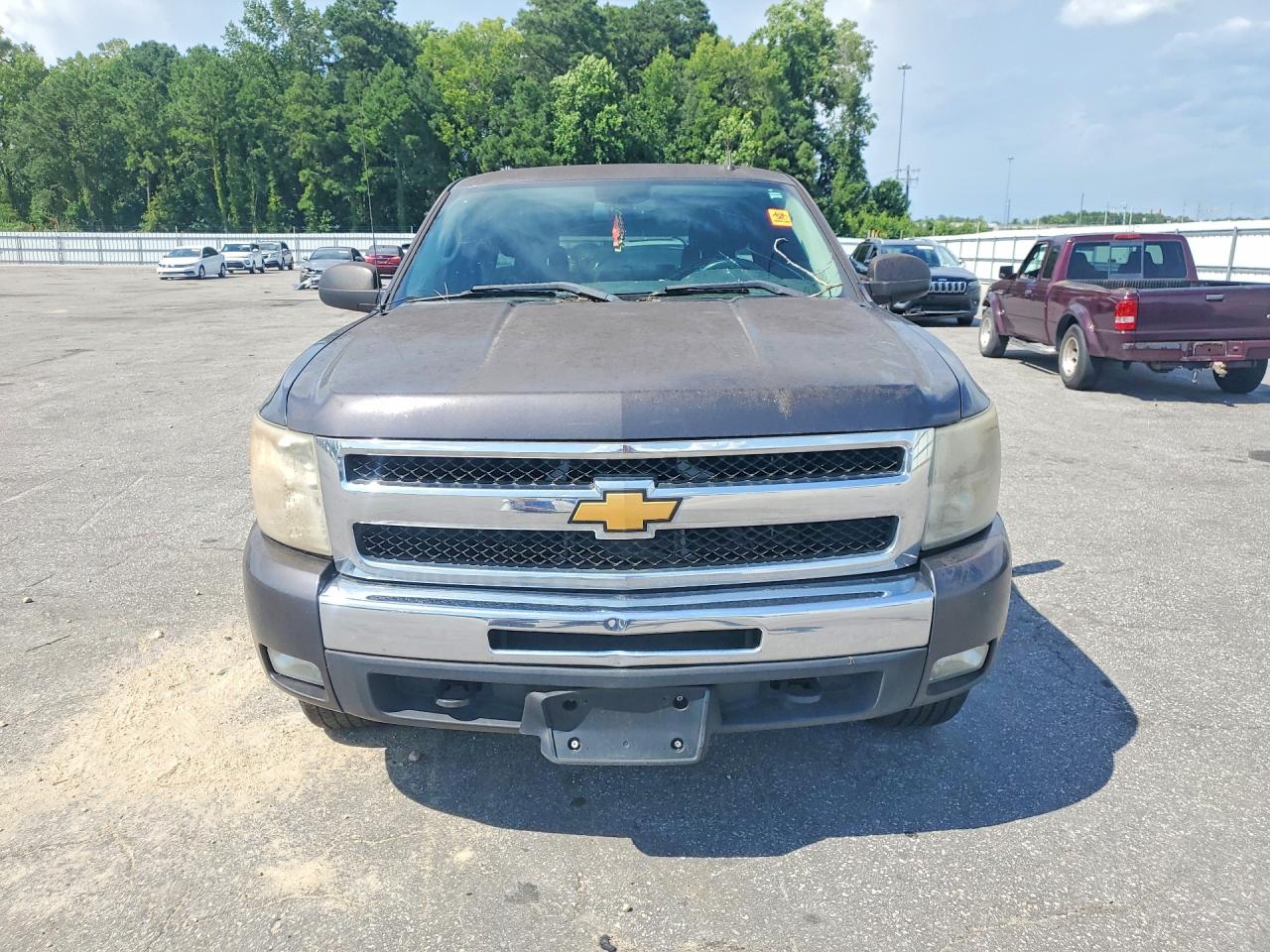 2011 CHEVROLET SILVERADO