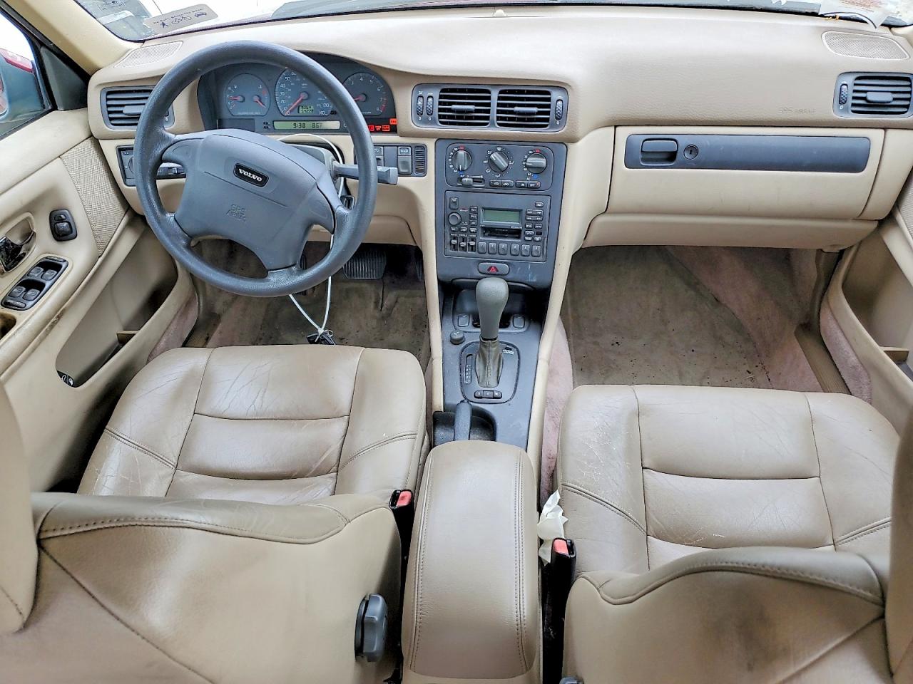 1998 VOLVO S70