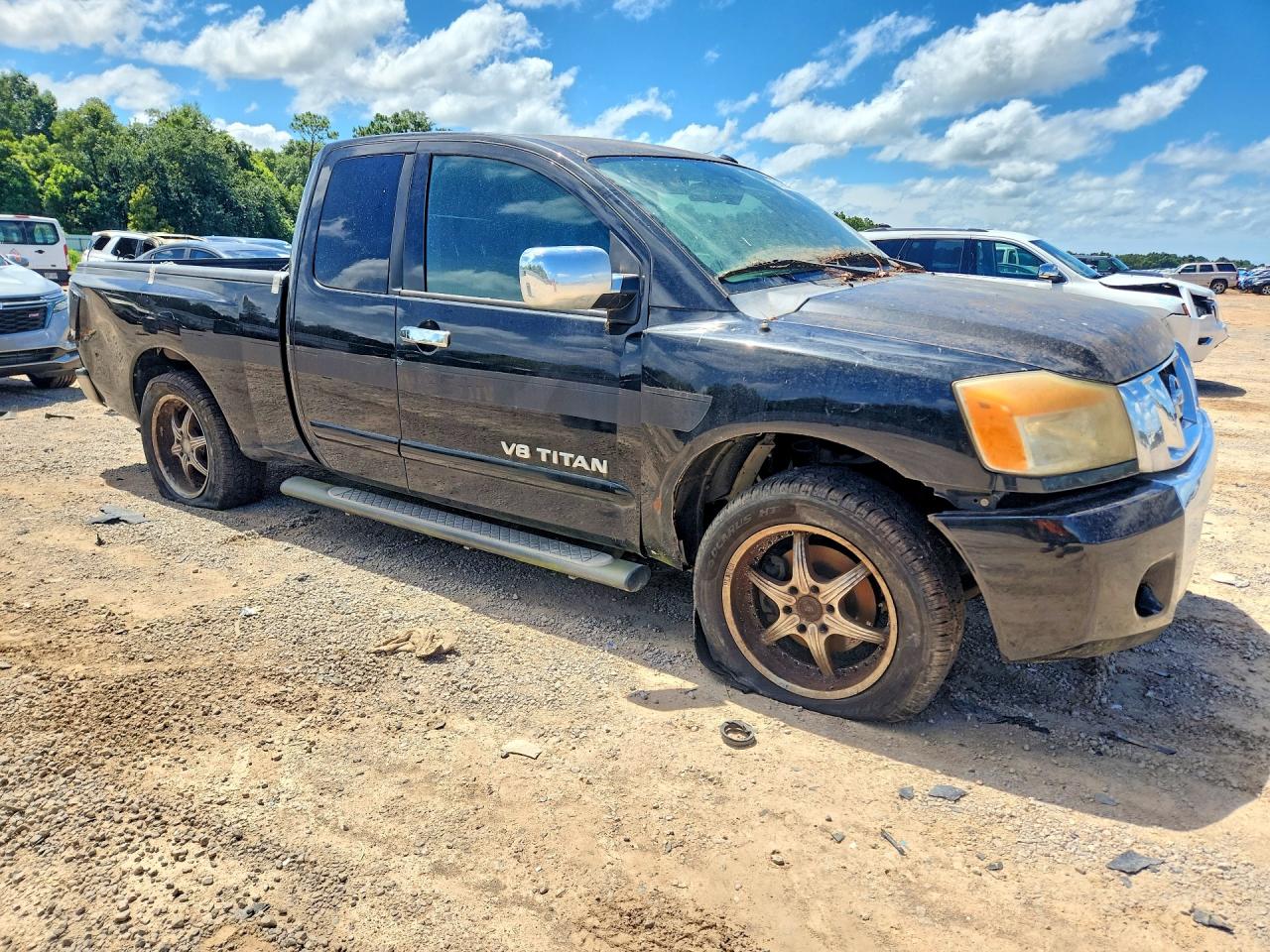 2014 NISSAN TITAN