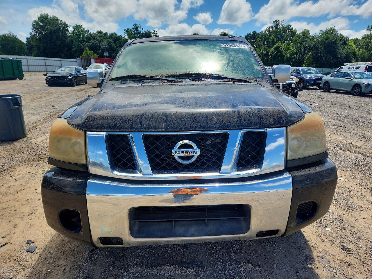 2014 NISSAN TITAN
