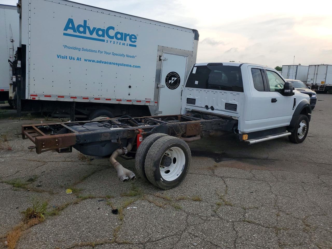 2017 FORD F550