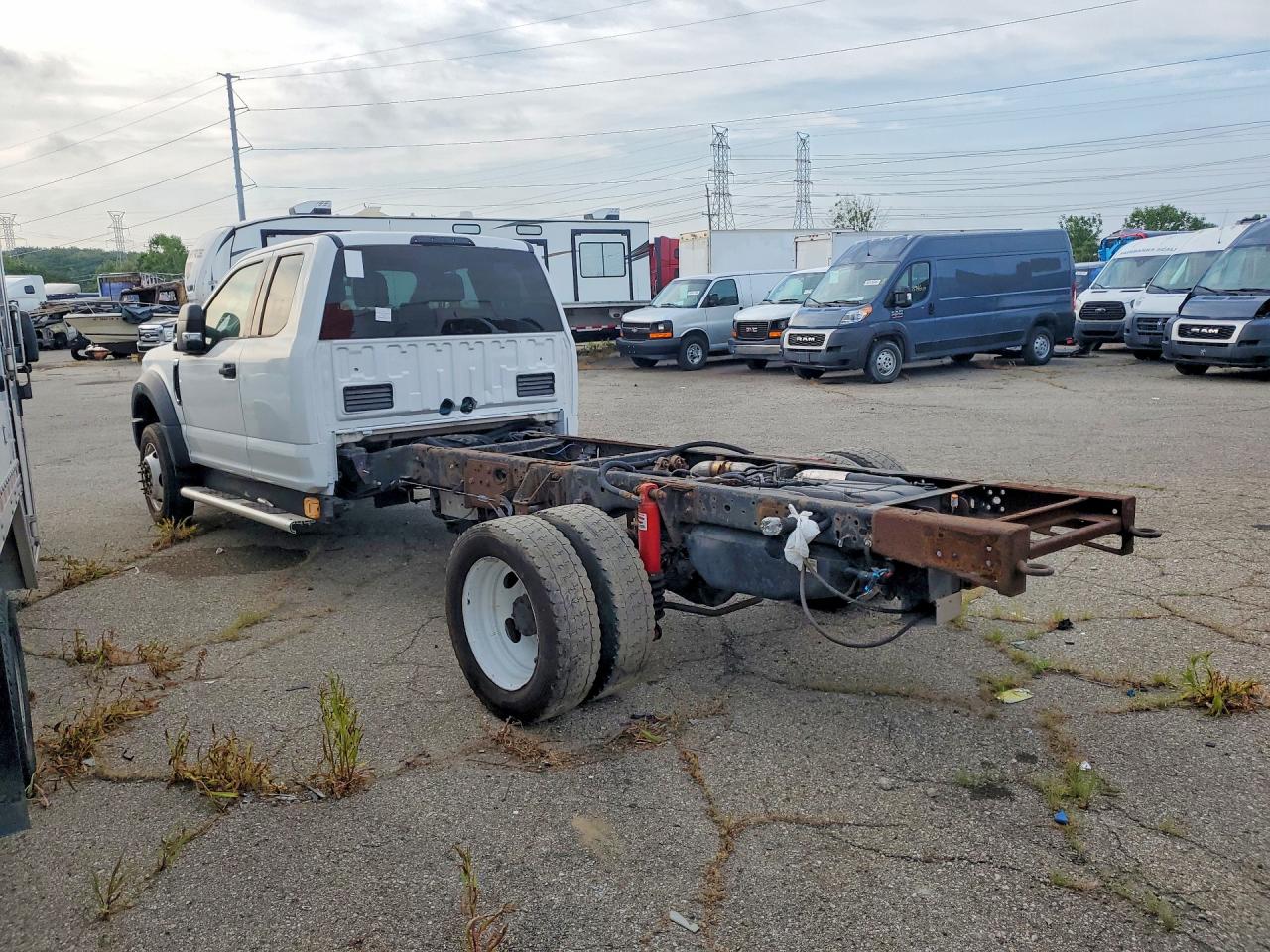 2017 FORD F550