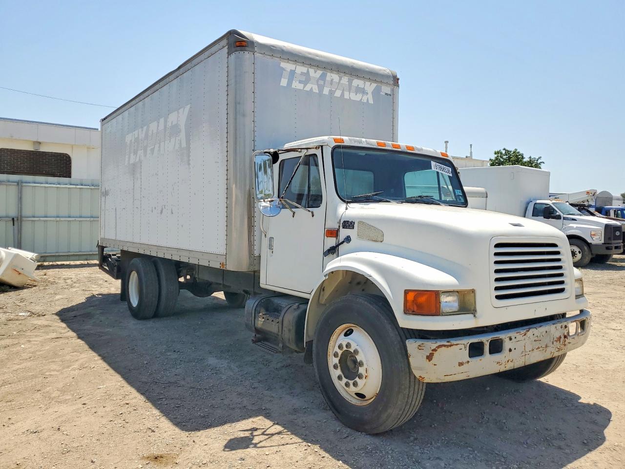 1995 INTERNATIONAL 4000 SERIE