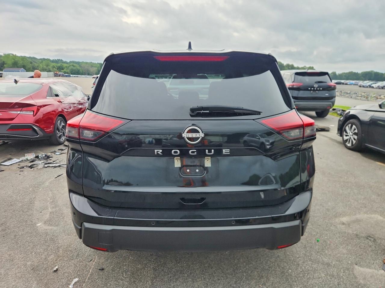 2024 NISSAN ROGUE