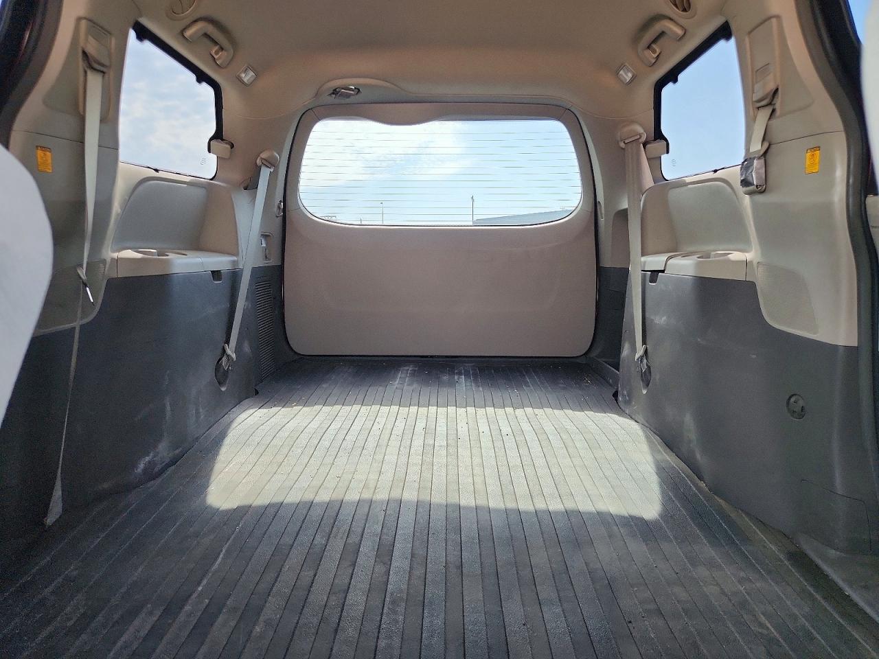 2013 TOYOTA SIENNA