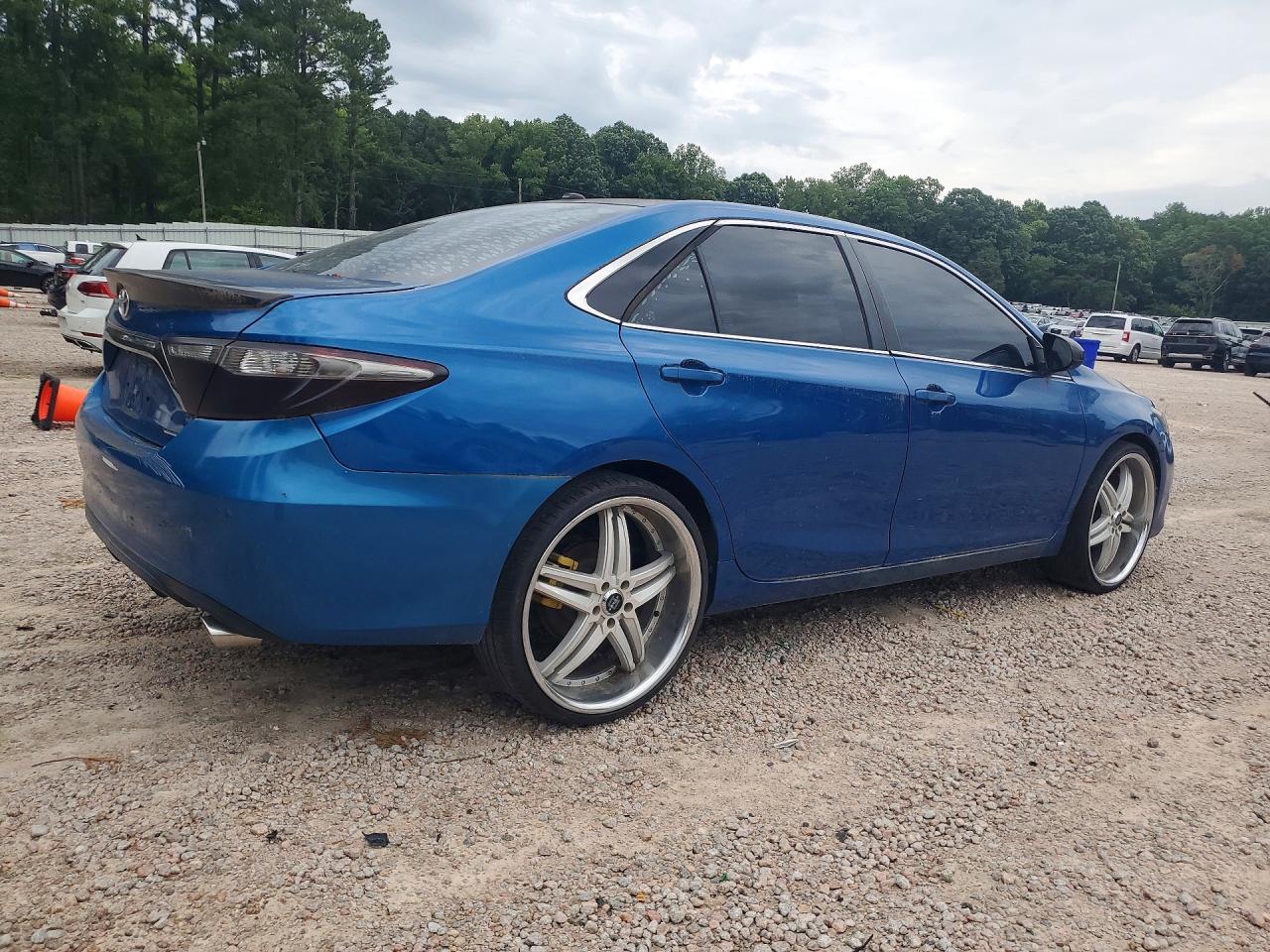 2016 TOYOTA CAMRY
