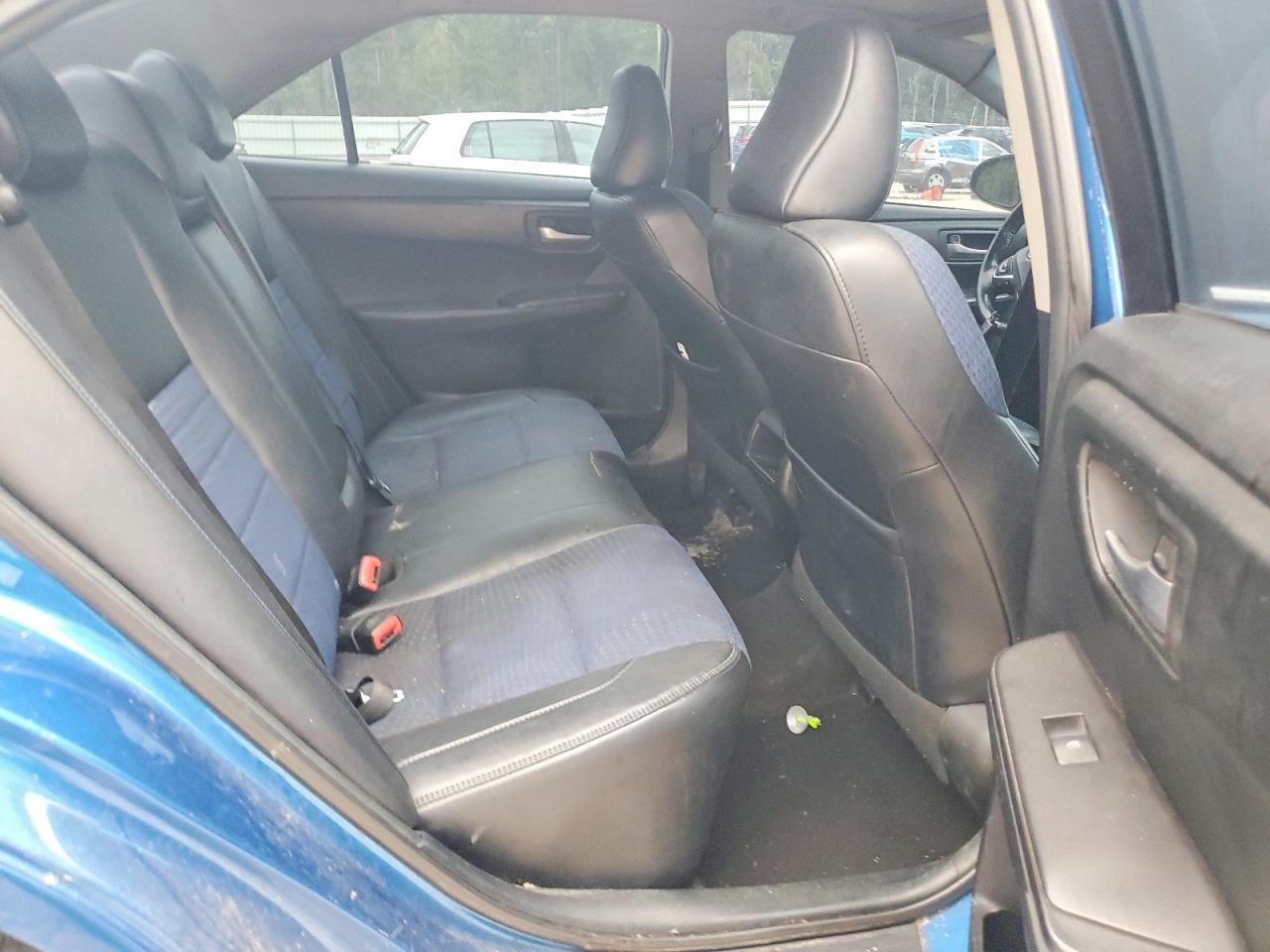 2016 TOYOTA CAMRY