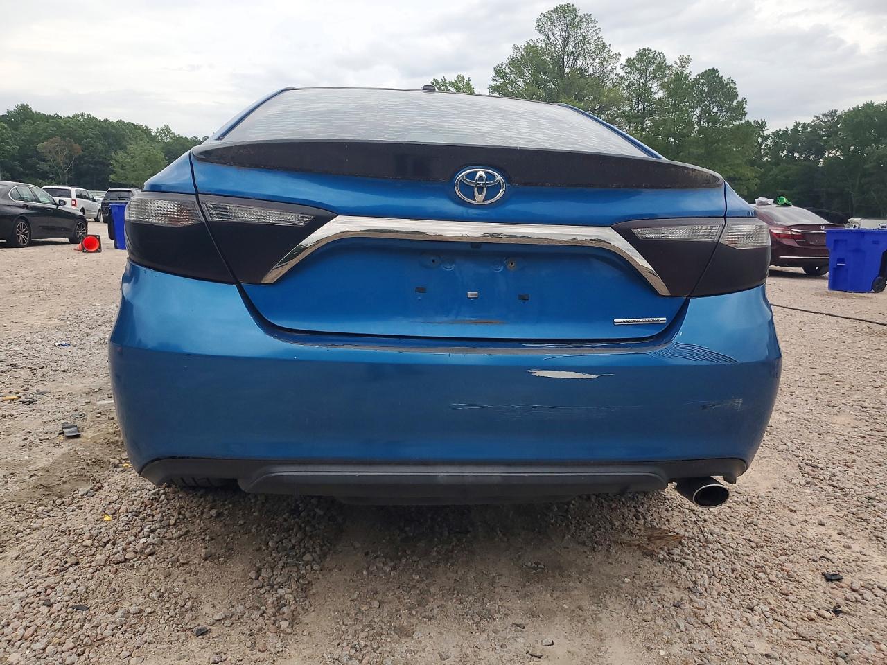 2016 TOYOTA CAMRY
