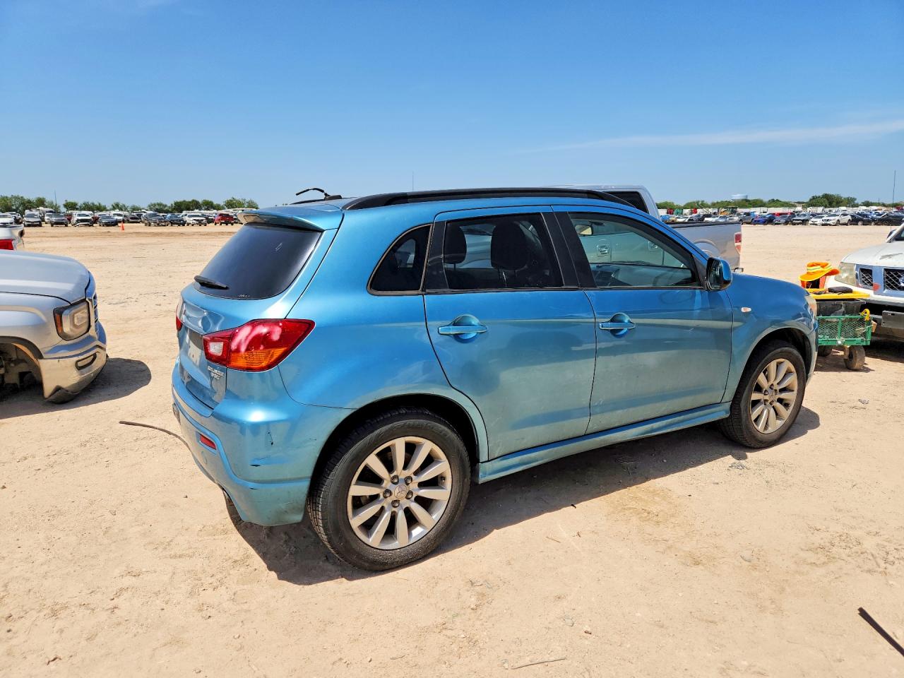2011 MITSUBISHI OUTLANDER