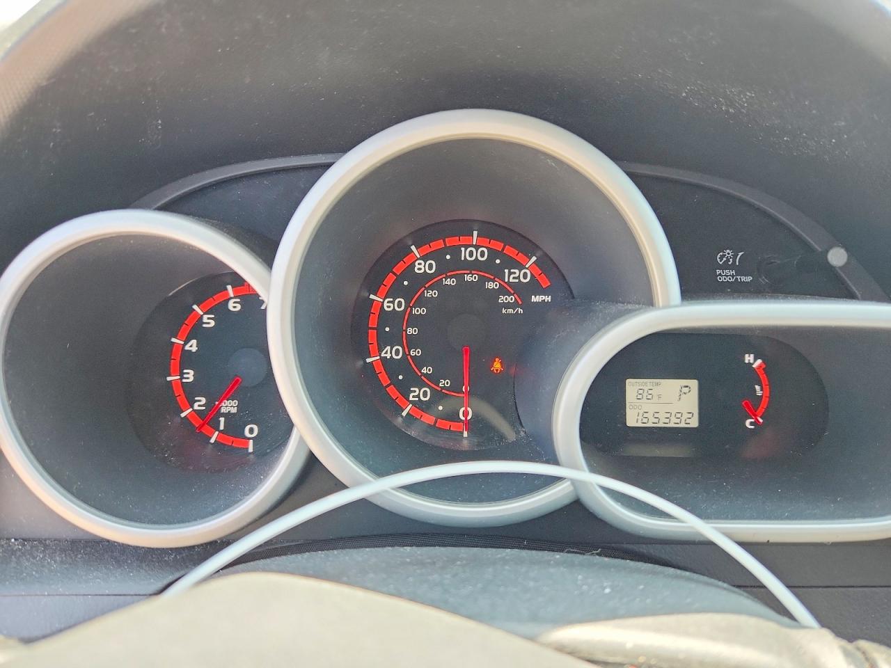 2010 PONTIAC VIBE