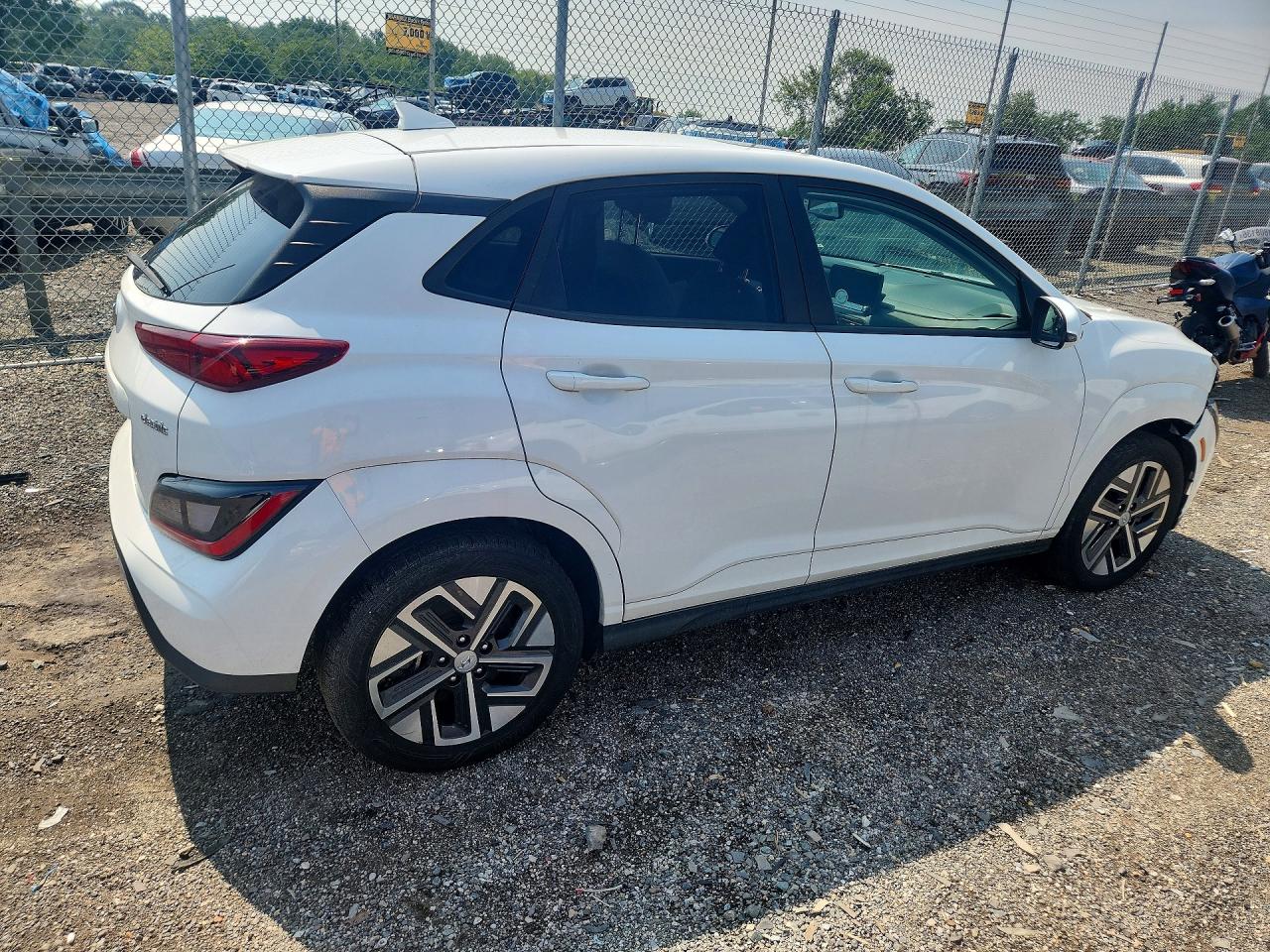 2023 HYUNDAI KONA