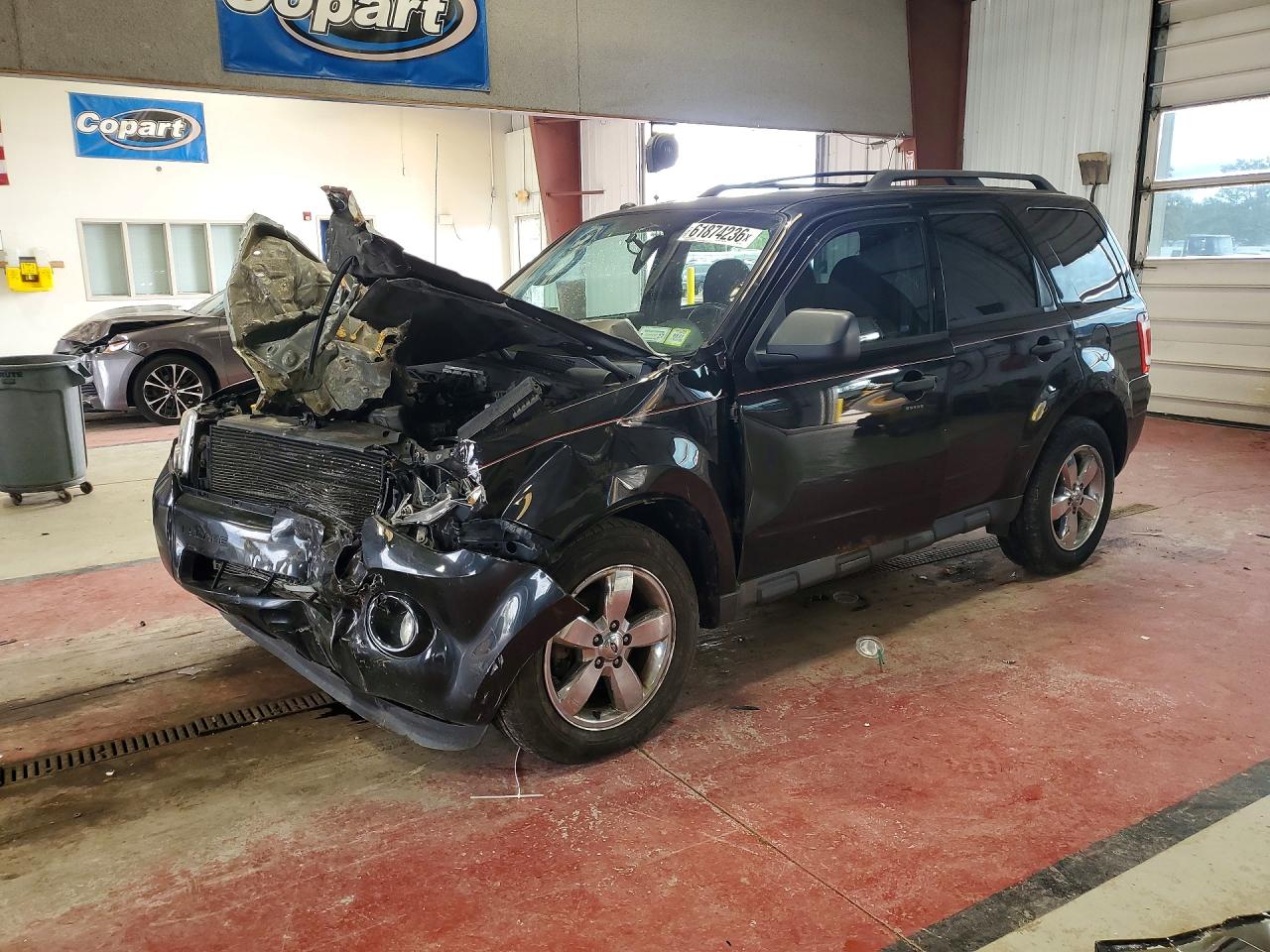 2011 FORD ESCAPE