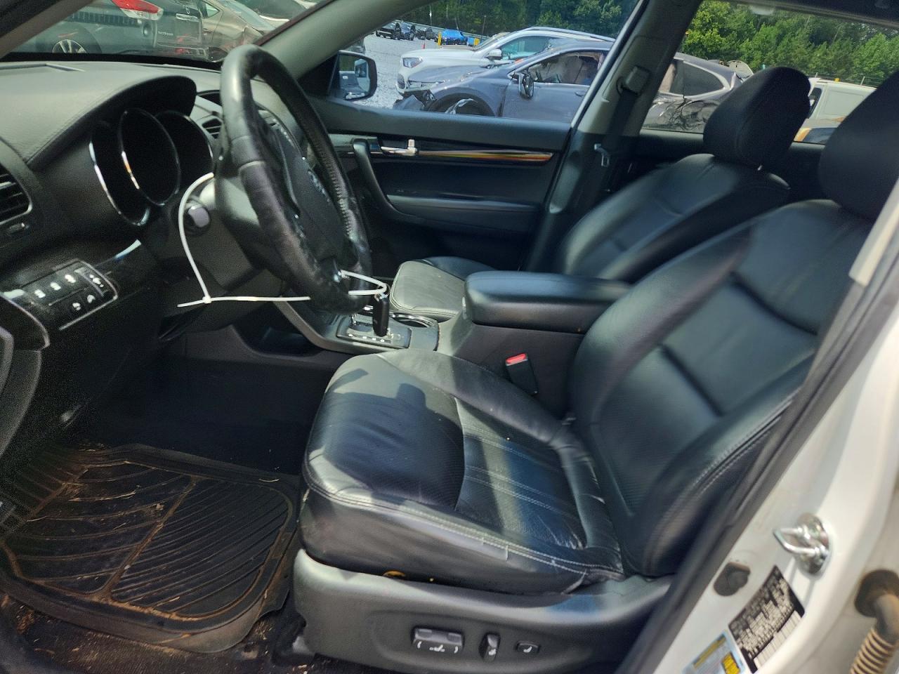 2013 KIA SORENTO
