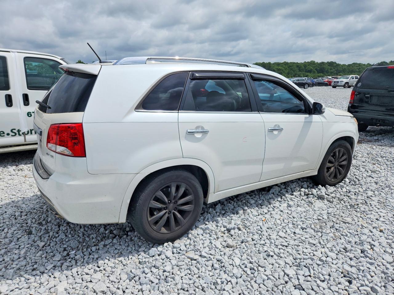 2013 KIA SORENTO