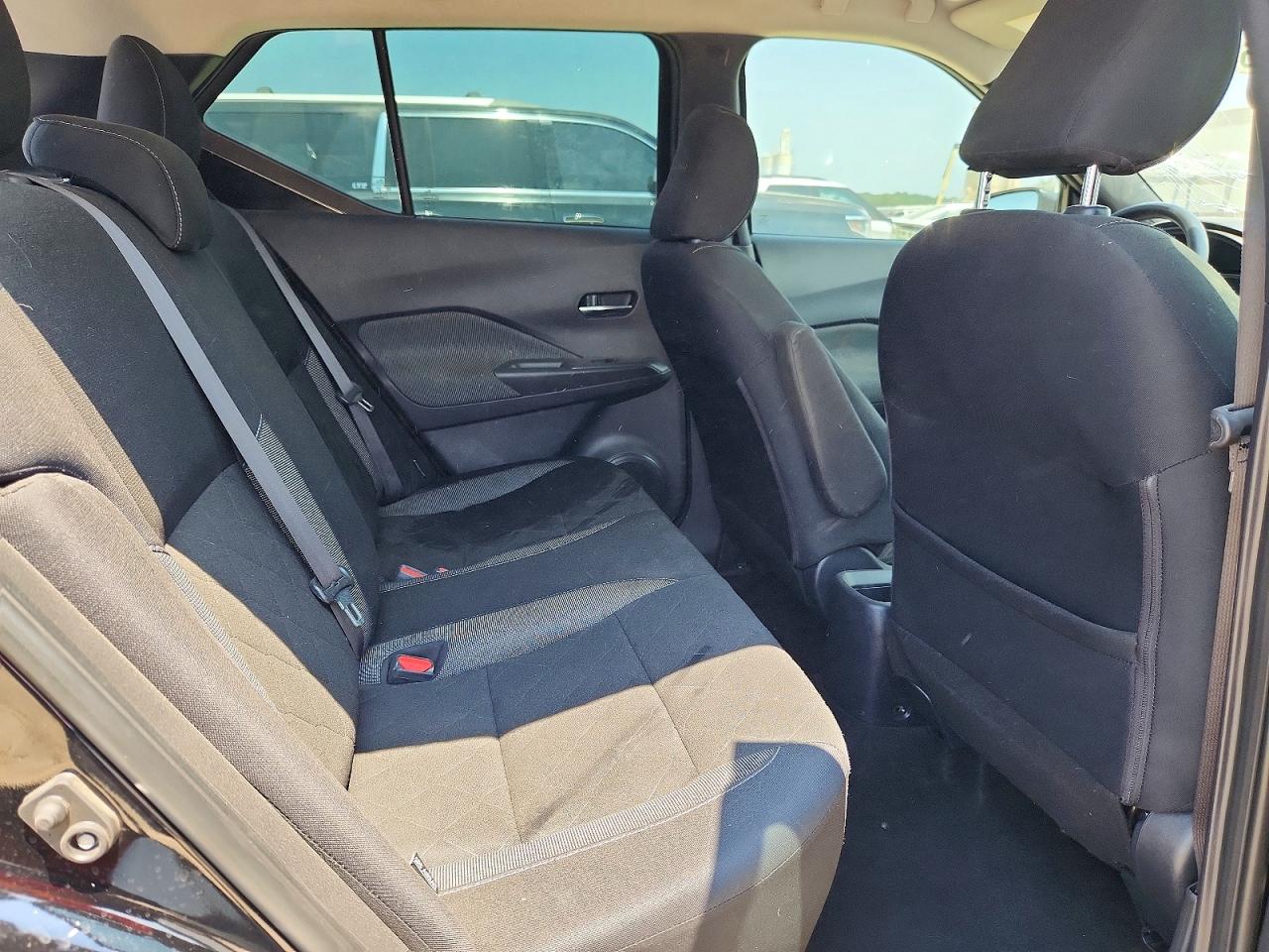 2020 NISSAN KICKS