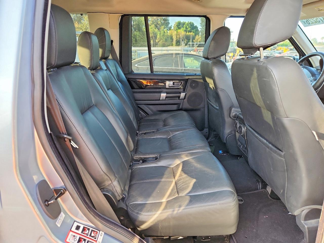 2012 LAND ROVER LR4