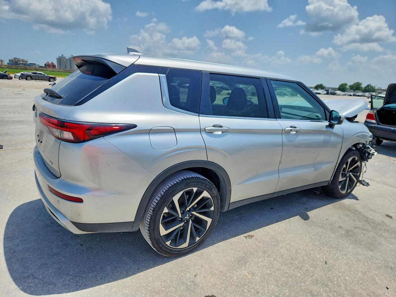 2024 MITSUBISHI OUTLANDER