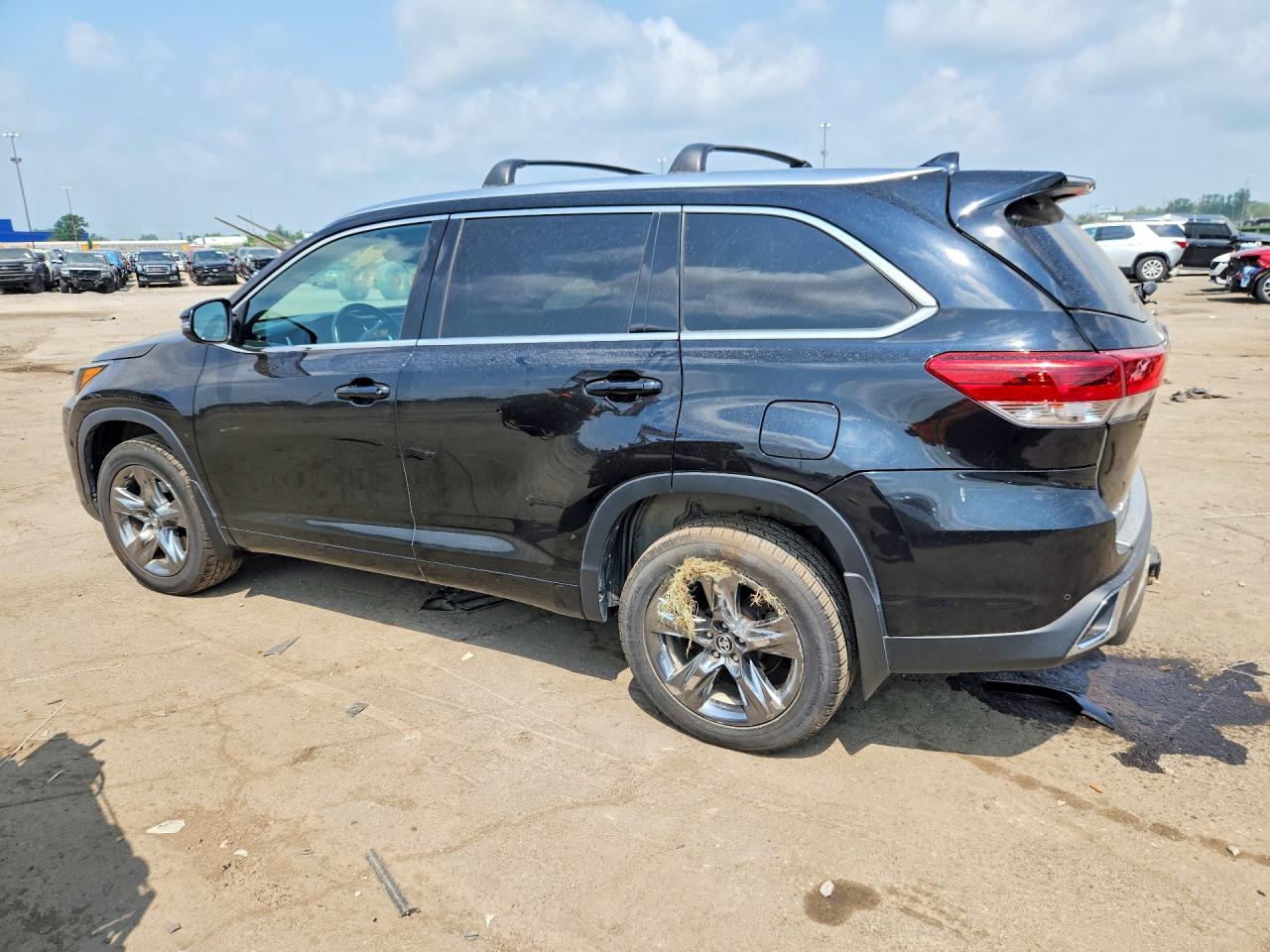 2018 TOYOTA HIGHLANDER