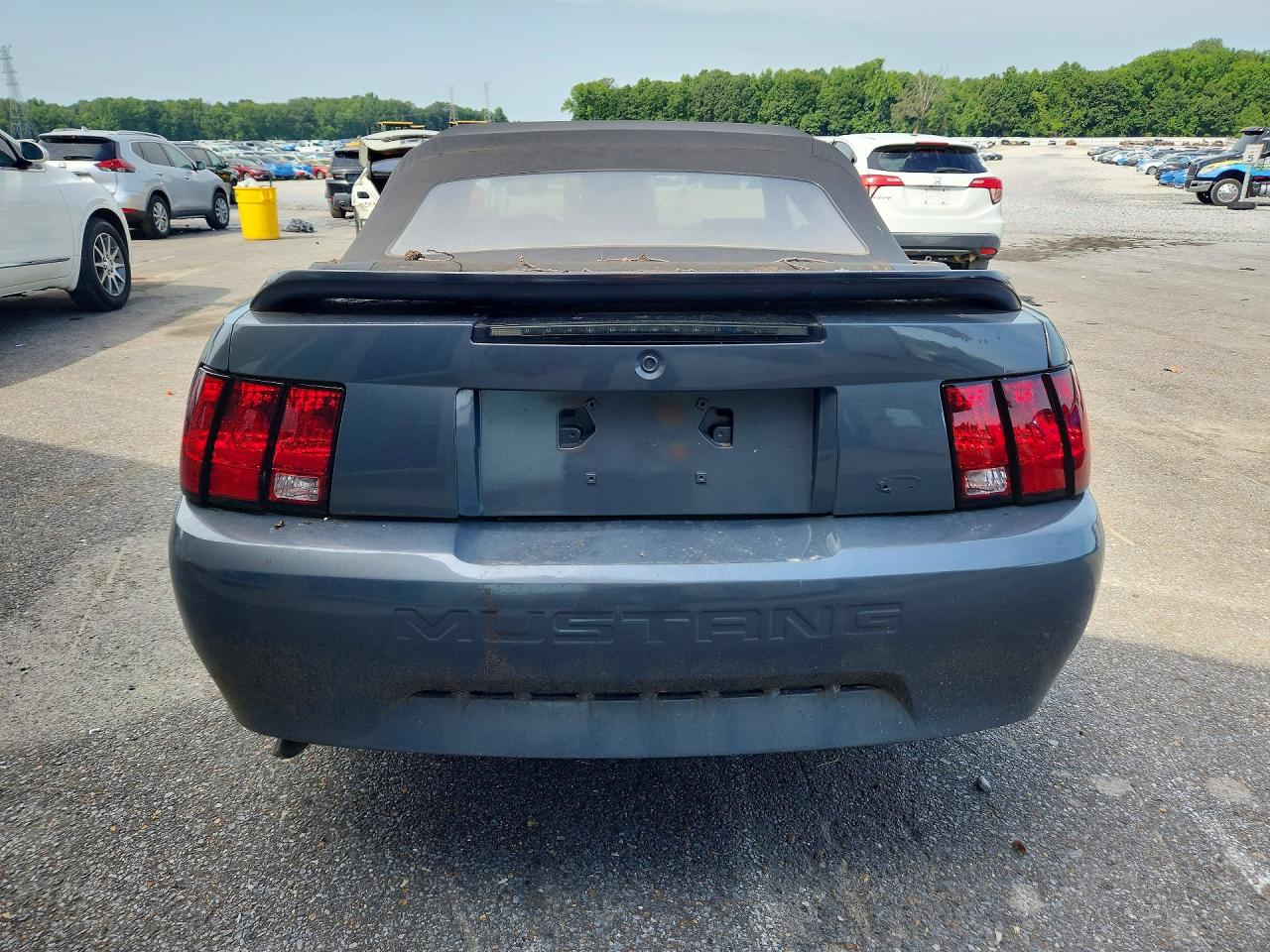 2000 FORD MUSTANG