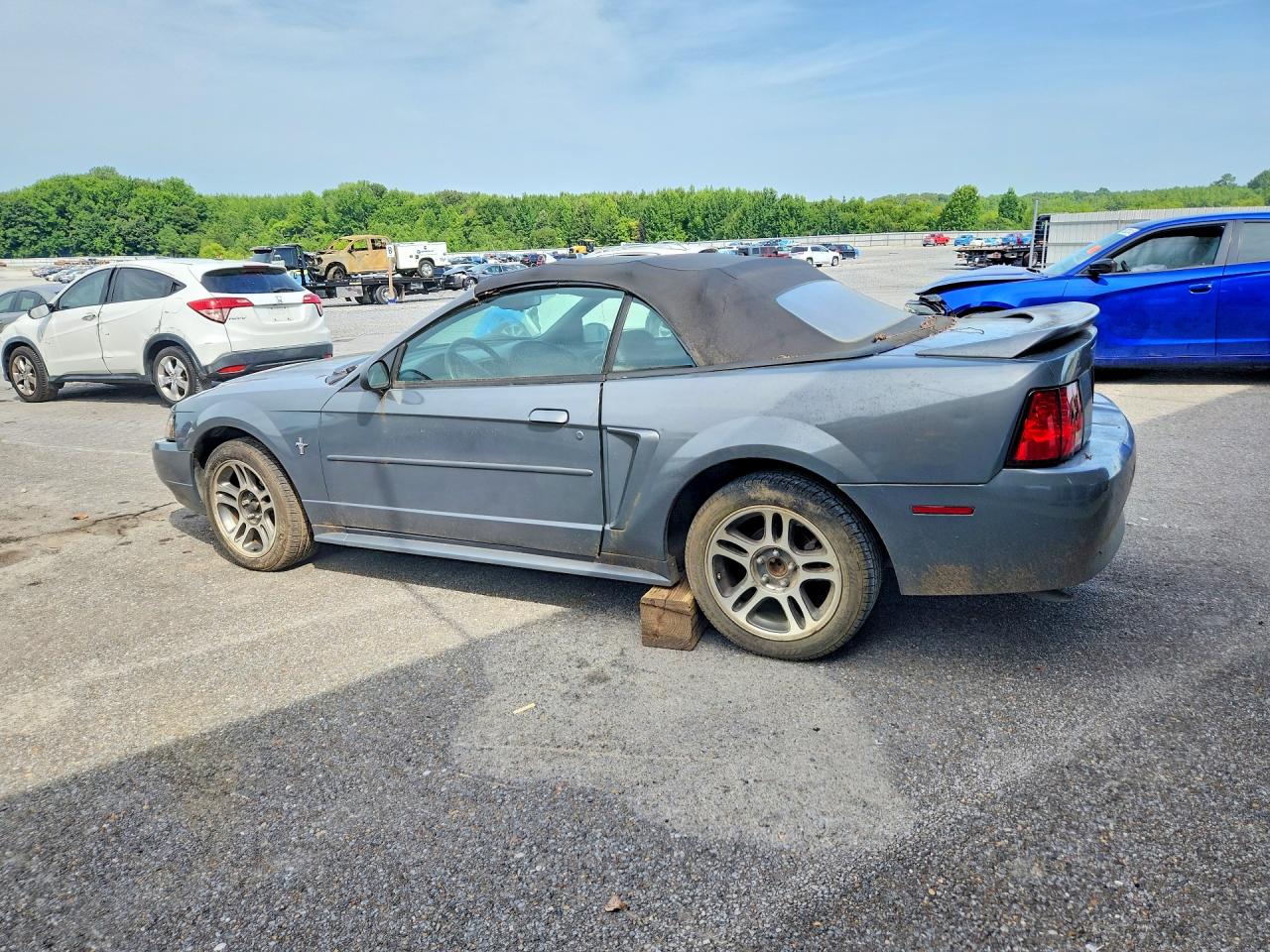 2000 FORD MUSTANG