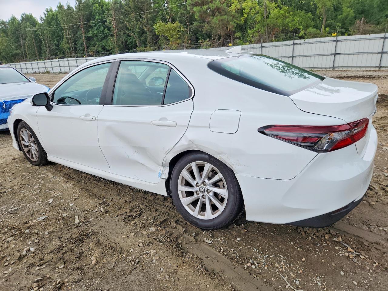 2022 TOYOTA CAMRY