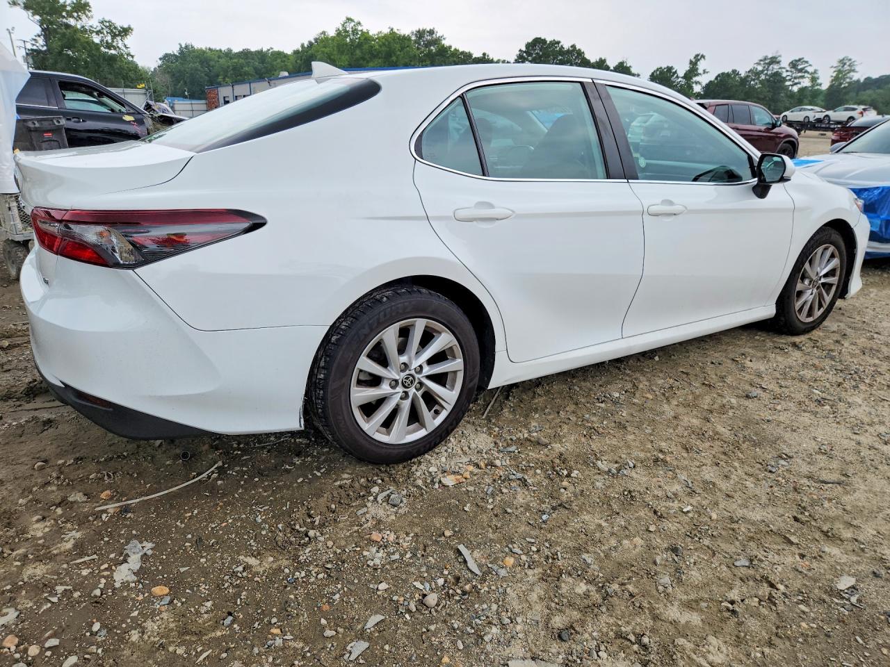 2022 TOYOTA CAMRY