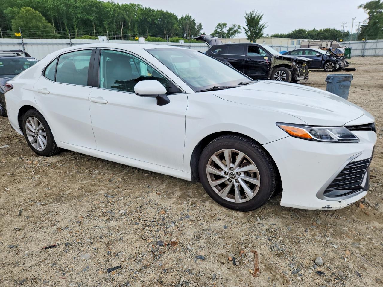 2022 TOYOTA CAMRY